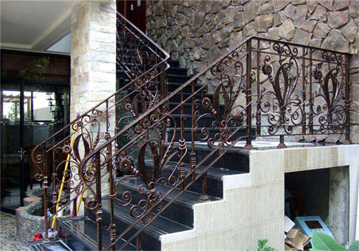 鐵藝樓梯扶手安裝